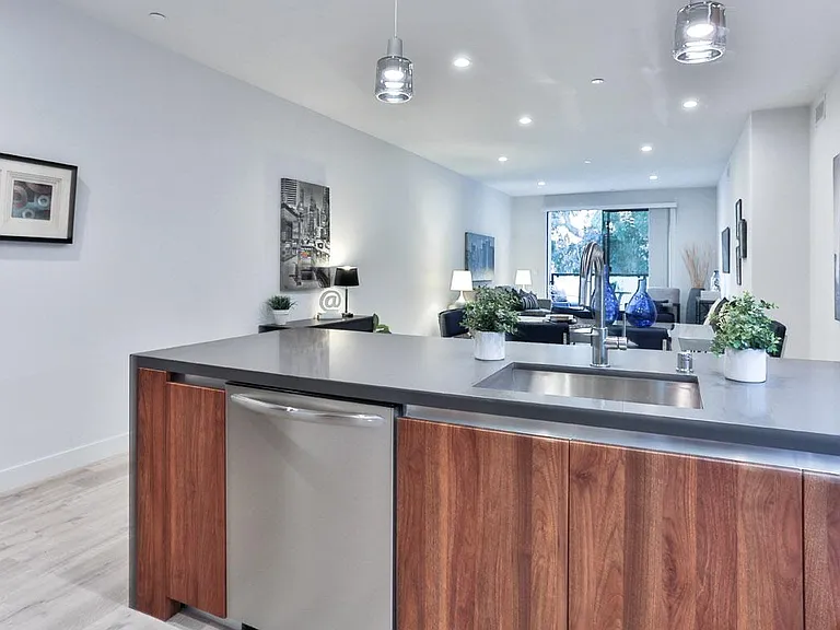 726 N Hudson Ave #Penthouse 1 — Photo 6
