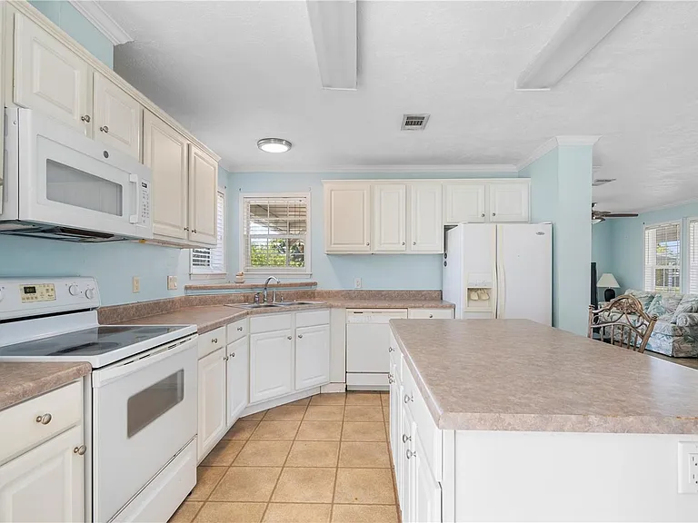 3004 Bamboo Ct — Photo 19