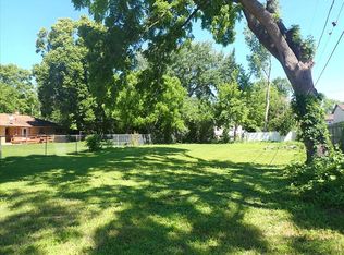 4330 W KILEY AVENUE, Milwaukee, WI 53223