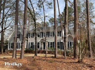 5143 Colonial Park Rd, Birmingham, AL 35242