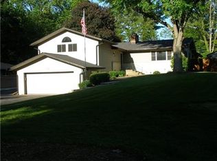 7521 Dean Rd, Indianapolis, IN 46240