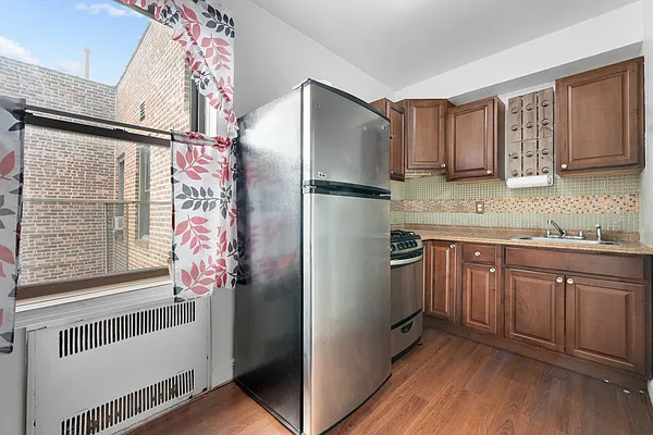 83-80 118th Street #6G in Kew Gardens, Queens | StreetEasy