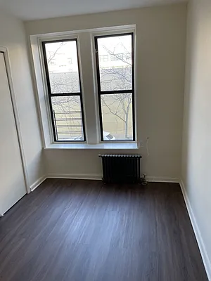 Rented by CITY SKYLINE REALTY INC | media 1