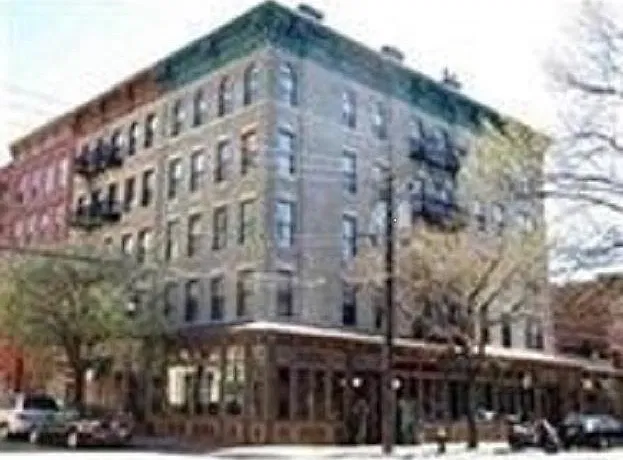 163 14th St #1