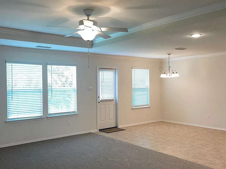 138 Waxberry Dr — Photo 5