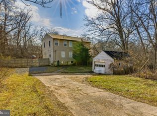 18 E Front St, Glendora, NJ 08029