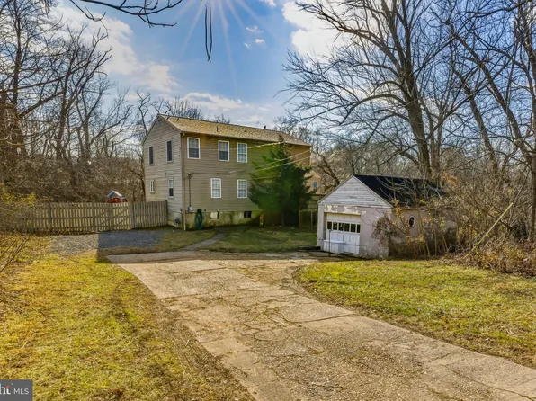 18 E Front St, Glendora, NJ 08029