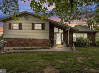 2181 Long Ln, Lebanon, PA 17046