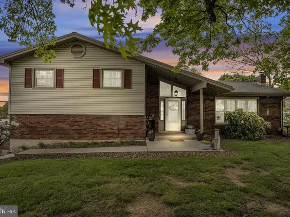 2181 Long Ln, Lebanon, PA 17046