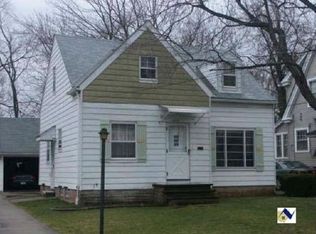 1619 Edgefield Rd, Lyndhurst, OH 44124