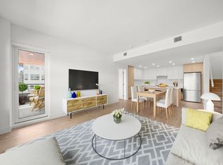 4788 Hastings St #504, Burnaby, BC V5C2J4