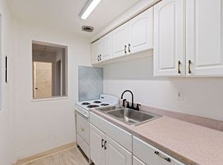 Penn Towers Apartments, Pittsburgh, PA 15235