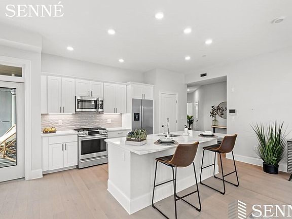 4th image of 95 Fawcett St #5-407