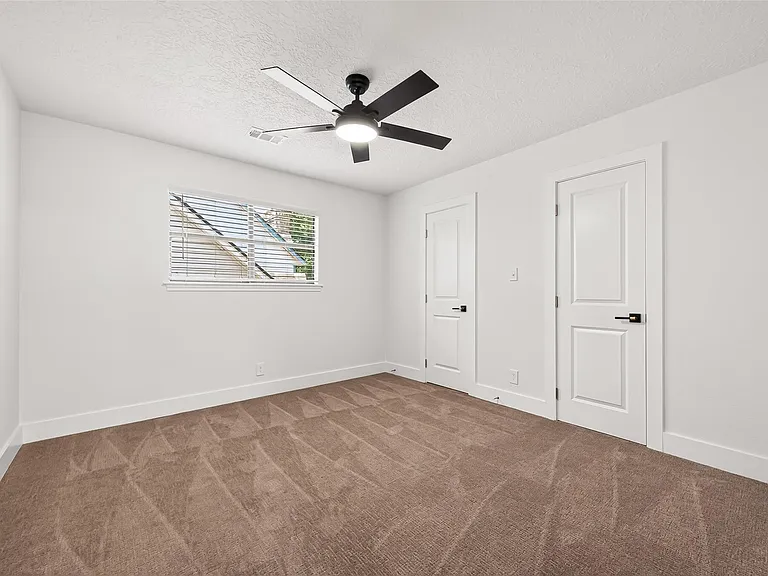 2730 Blue Glen Ln — Photo 46