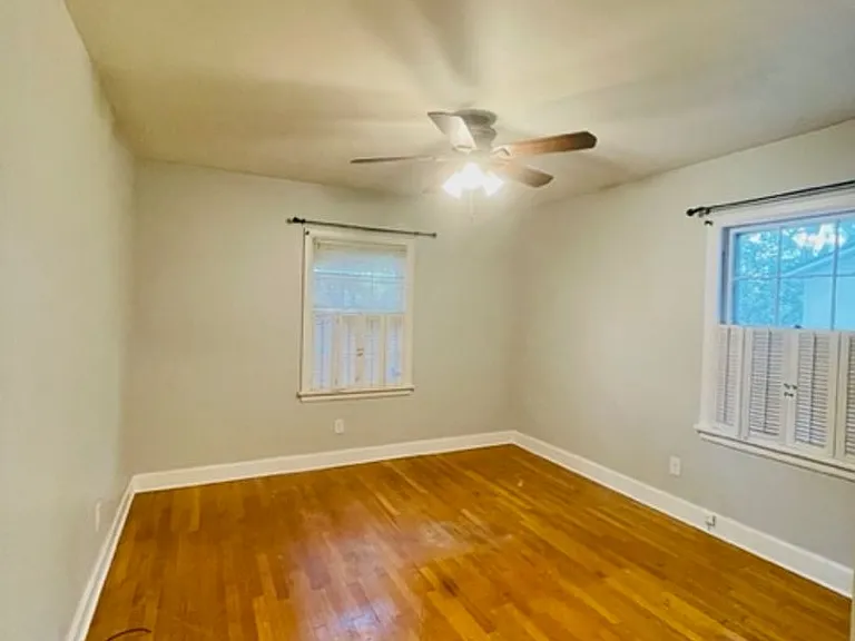9 Sunset Ave — Photo 11