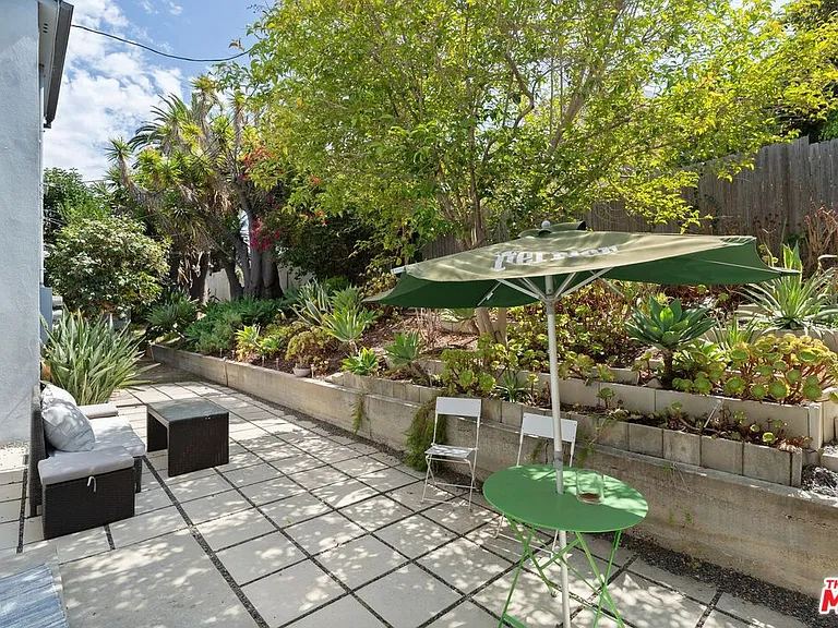 1229 Smithwood Dr #1/2 — Photo 18