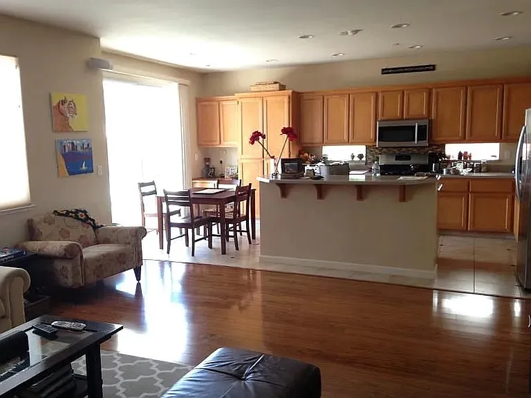 4625 Aviara Ct — Photo 5