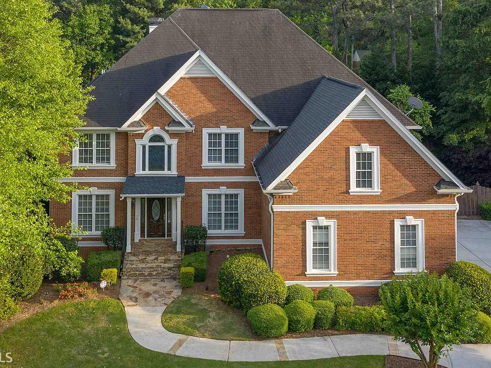 1st image of 3310 Hadleigh Ct SE