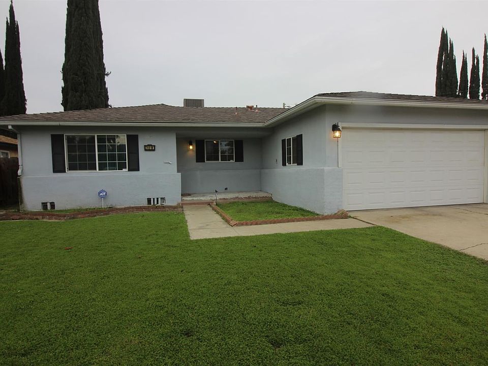 1st image of 749 W Sussex Way