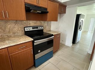 Village At Dadeland Condo, Miami, FL 33143