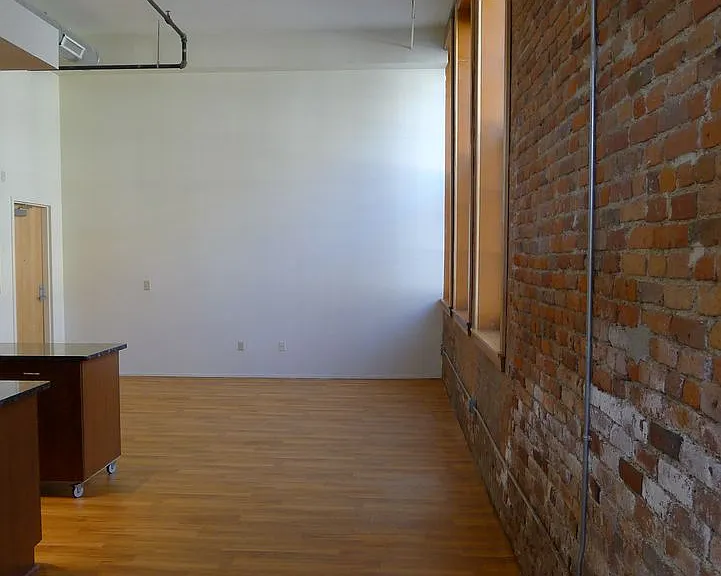 The Lofts at New Amsterdam — Photo 62