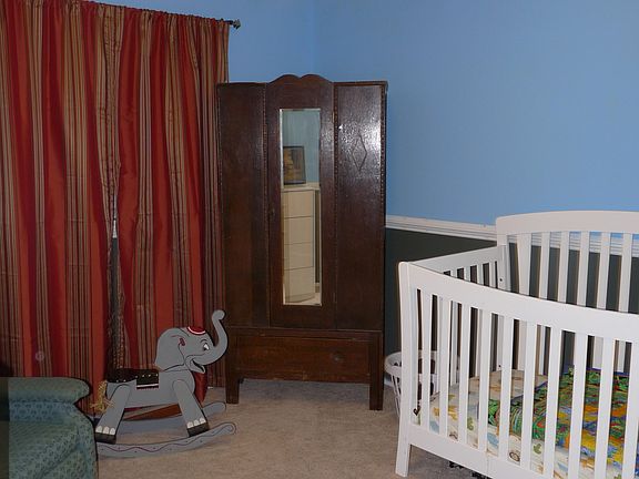 3rd image of 2505 Hamilton Ct