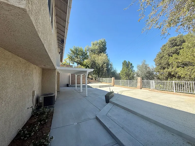 27727 Spandau Dr — Photo 21