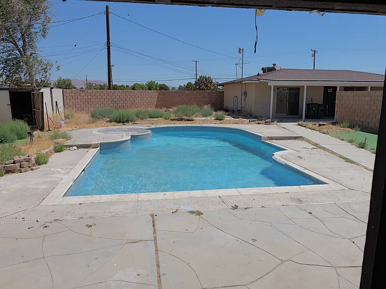 20997 Pine Ridge Ave #1 — Photo 4