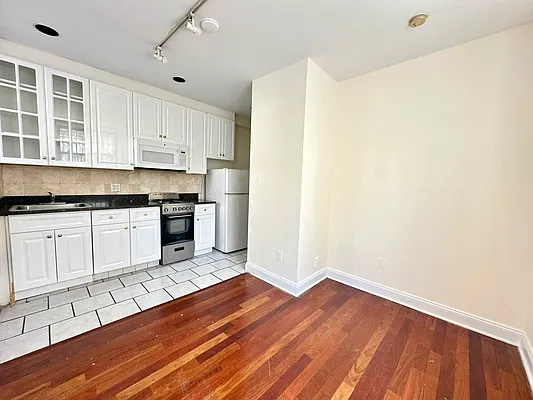 Rented by Gold & Appel Realty Corp | media 12