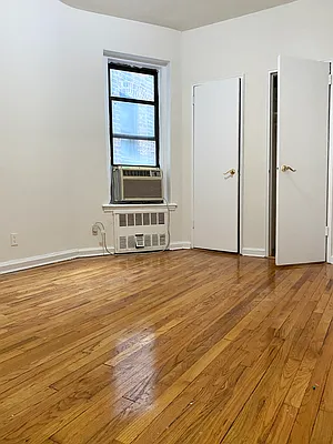 Rented by Paley Management | media 20