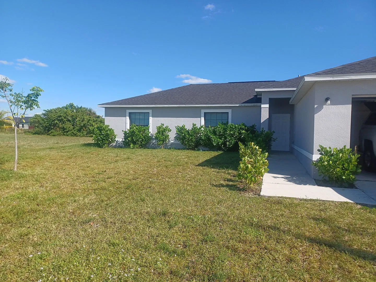 Coming Soon 3 BR / 2 BA Home with Pool Overlooking a Canal — Photo 2