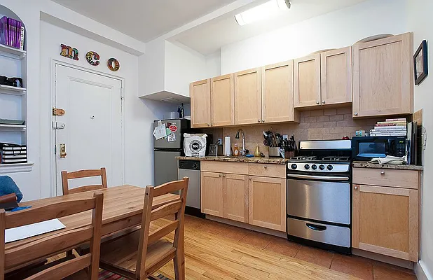 Rented by Emor Management Inc. | media 22