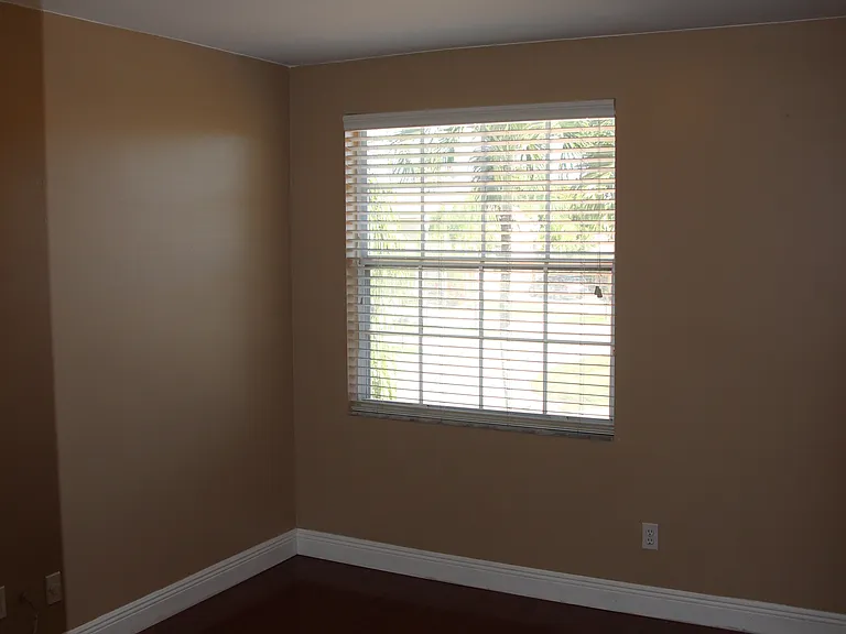 1312 SW 181st Ave — Photo 12