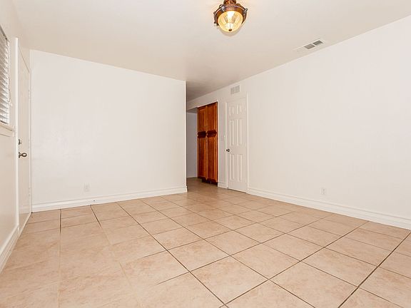 3rd image of 6106 Mariposa Ave