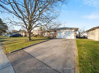 181 Centennial Rd, Toronto, ON M1C2A1