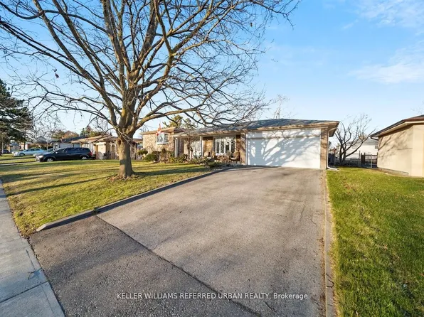 181 Centennial Rd, Toronto, ON M1C 2A1