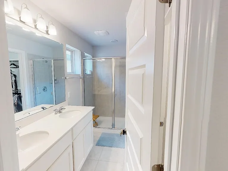 1720 Yaupon Grove Ln — Photo 11