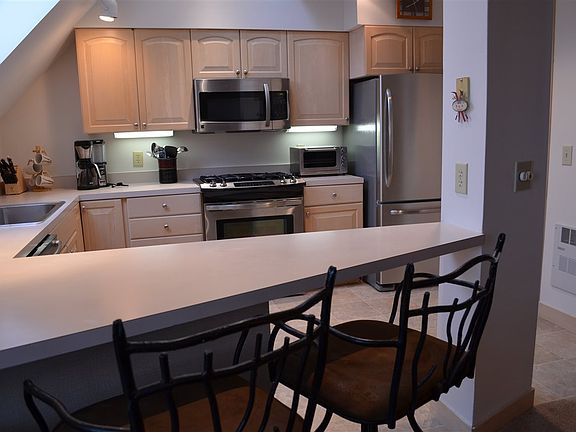 5th image of 117 Ledgewood Road #F7
