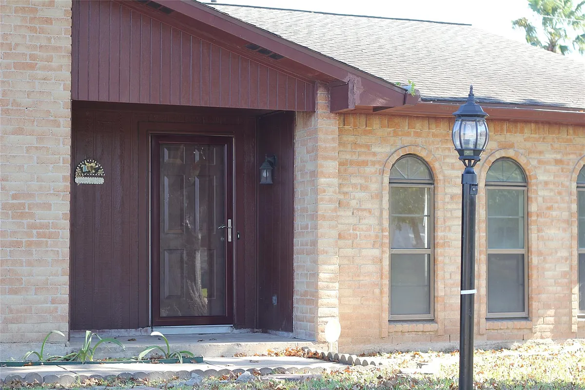 Building Photo - 7207 Addicks Clodine Rd W