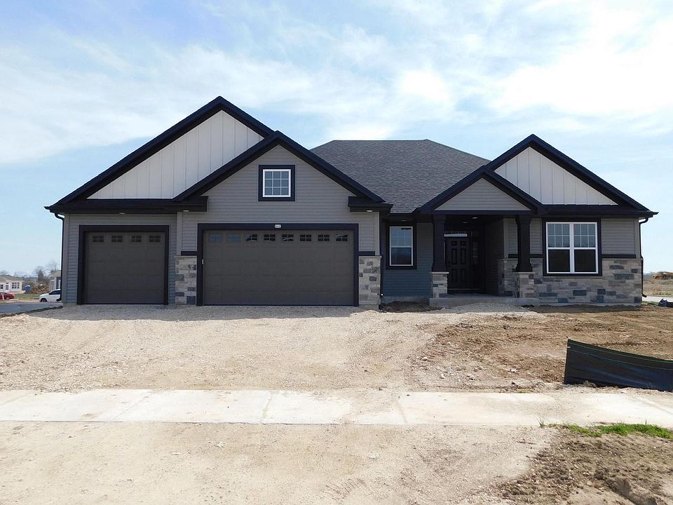 1st image of 860 Kohlwey DRIVE