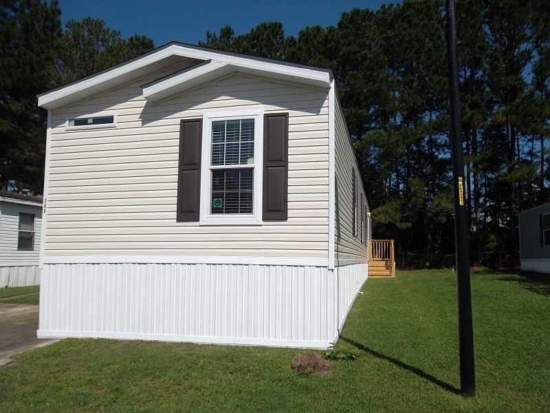 2nd image of 111 Claussen Dr