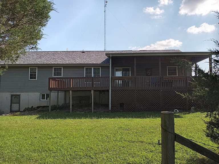 8 Aaron Ln — Photo 17