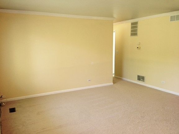 5th image of 733 N Deer Run Dr #733