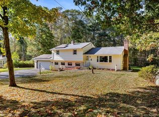 18 Deepwood Dr, Madison, CT 06443