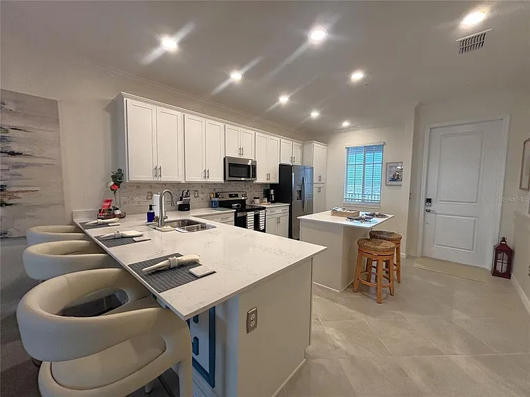 12140 Wellen Golf St #404 — Photo 7