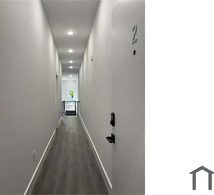 4 bed, 1150 sqft, $2,220 — Photo 2