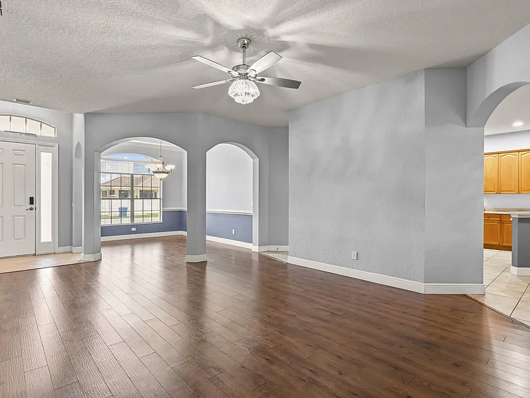 2869 Paige Dr — Photo 6