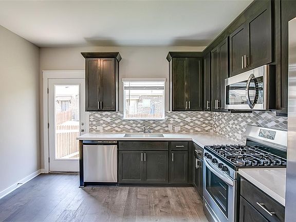 2nd image of 601 Dusky Sap Ln #D