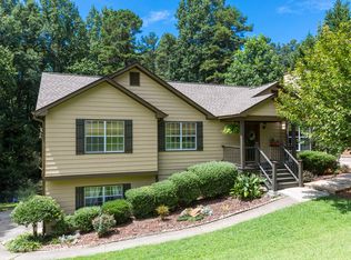 4622 Quail Pointe Dr, Flowery Branch, GA 30542