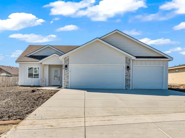 2639 SW Sherwood Park Dr, Topeka, KS 66614